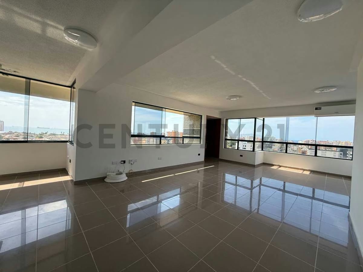 Apartamento PH en venta de 272 m2 Lecheria CR Ikabaru - 3