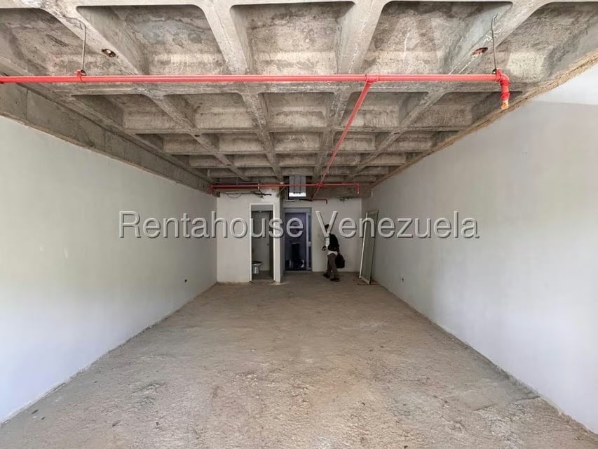 Comercial (Oficina) en Alquiler en La Lagunita Country Club, Distrito Metropolitano - 5