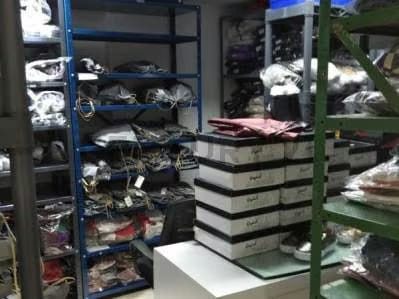 Local Ubicado en el Centro Comercial la Redoma de los Robles - 8