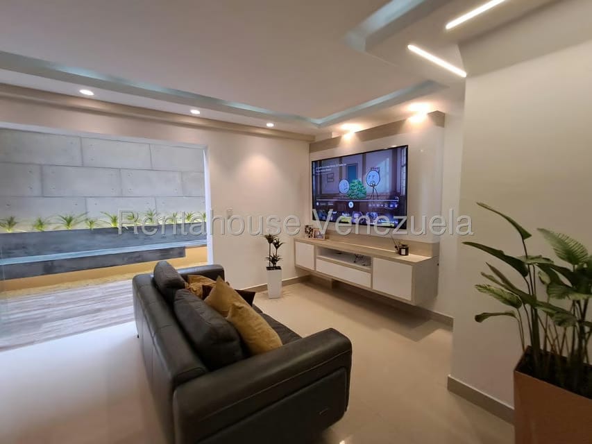 Townhouse (Duplex) en Venta en El Rincon, Carabobo - 29