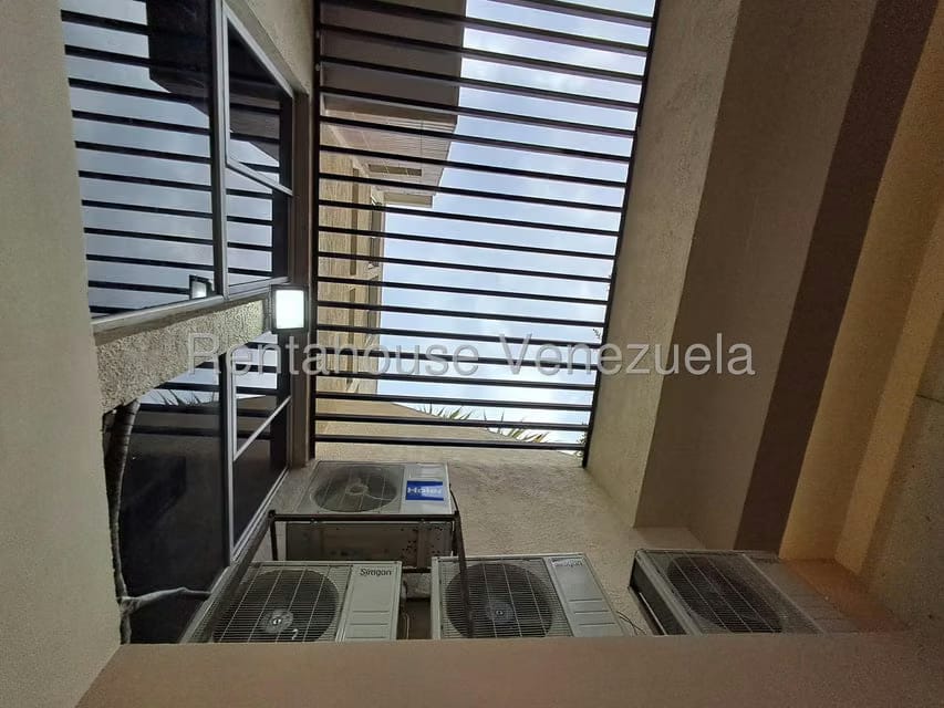 Townhouse (Duplex) en Venta en El Rincon, Carabobo - 39