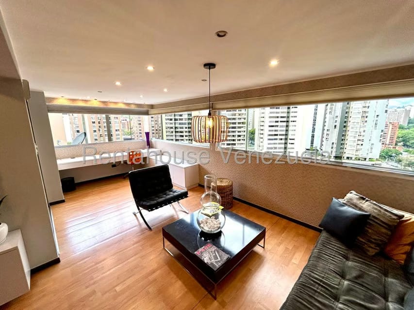 Apartamento (1 Nivel) en Alquiler en Santa Fe Sur, Distrito Metropolitano - 17