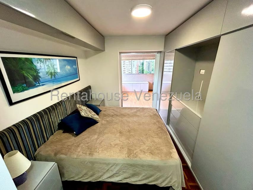 Apartamento (1 Nivel) en Alquiler en Santa Fe Sur, Distrito Metropolitano - 24