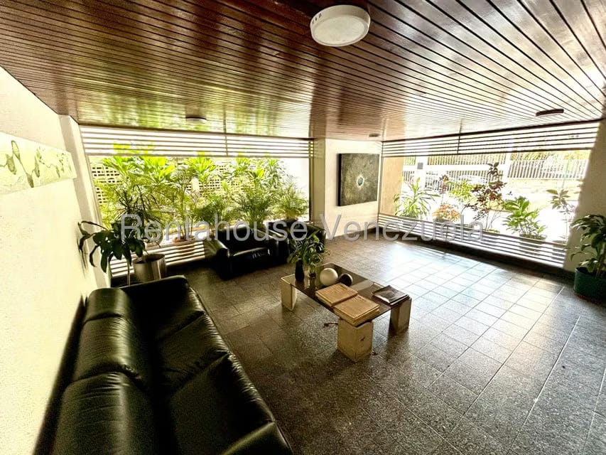 Apartamento (1 Nivel) en Alquiler en Santa Fe Sur, Distrito Metropolitano - 35