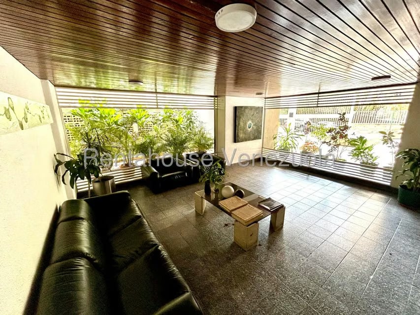 Apartamento (1 Nivel) en Alquiler en Santa Fe Sur, Distrito Metropolitano - 35