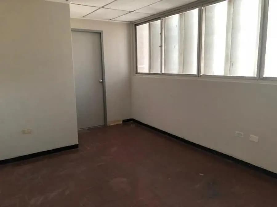 Oficina en Venta en Maracaibo - 5