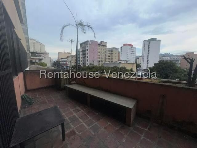 Comercial (Oficina) en Alquiler en Sabana Grande, Distrito Metropolitano - 8