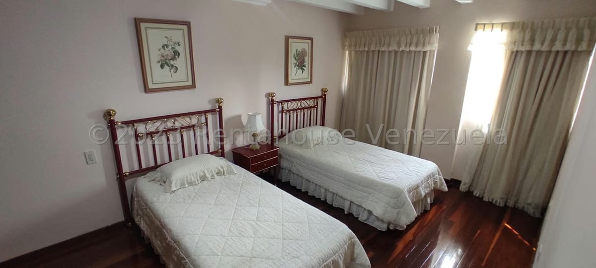 Apartamento (1 Nivel) en Alquiler en Chulavista, Distrito Metropolitano - 11