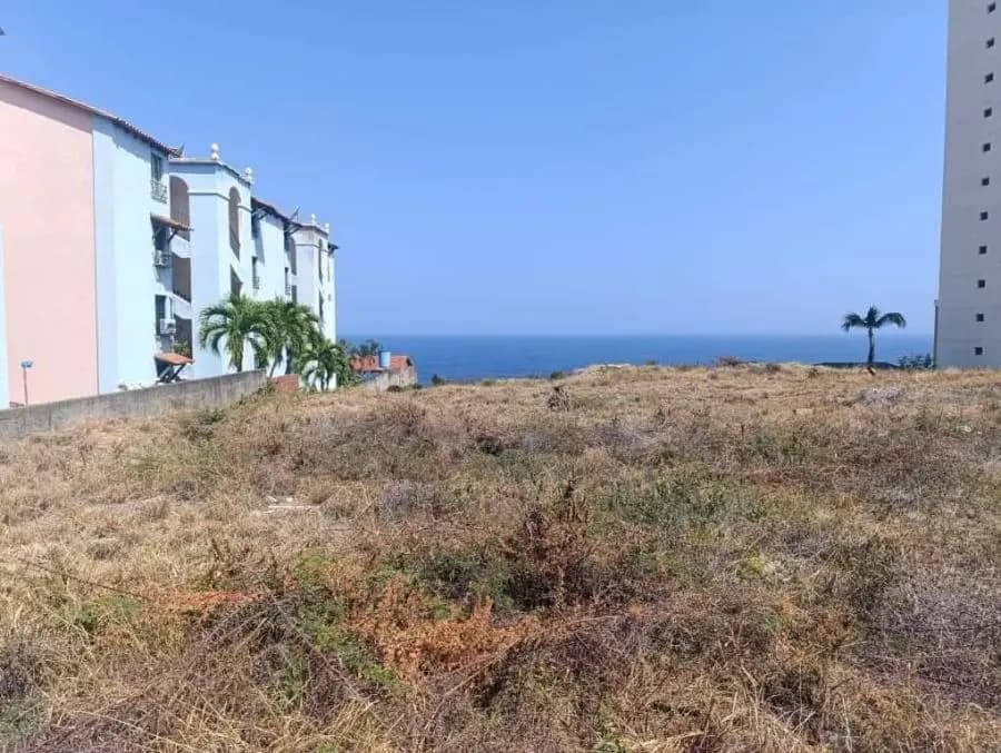 Terreno en Venta en La Llanada La Guaira - 3