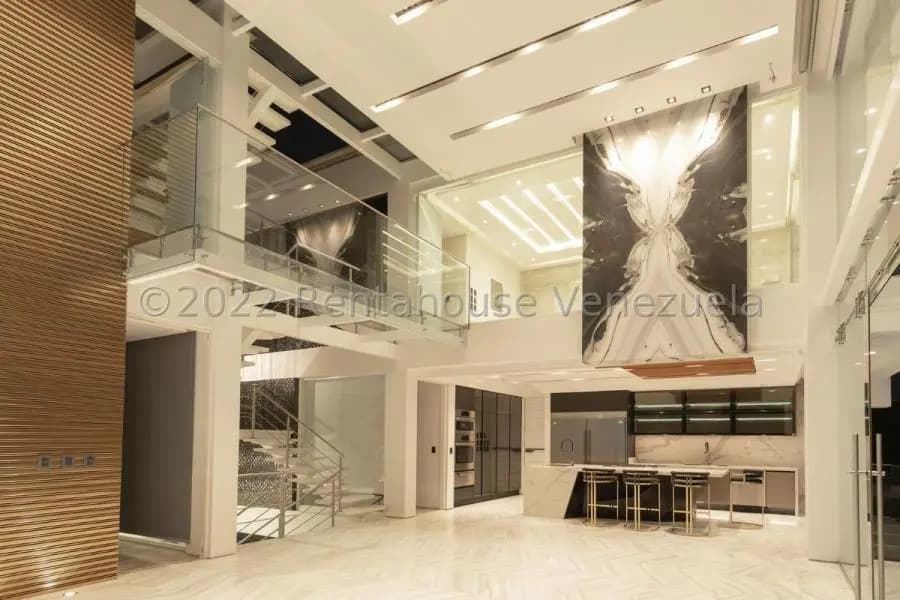 Casa en Venta en La Floresta Caracas - 2