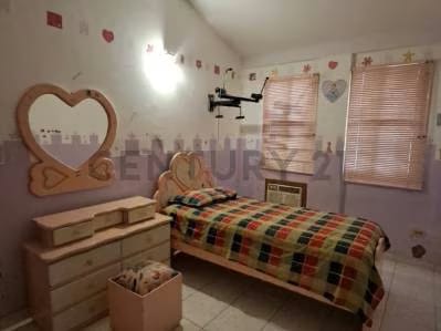 Alquiler de amplia Casa en Urb, Cantarrana-Anaco - 10