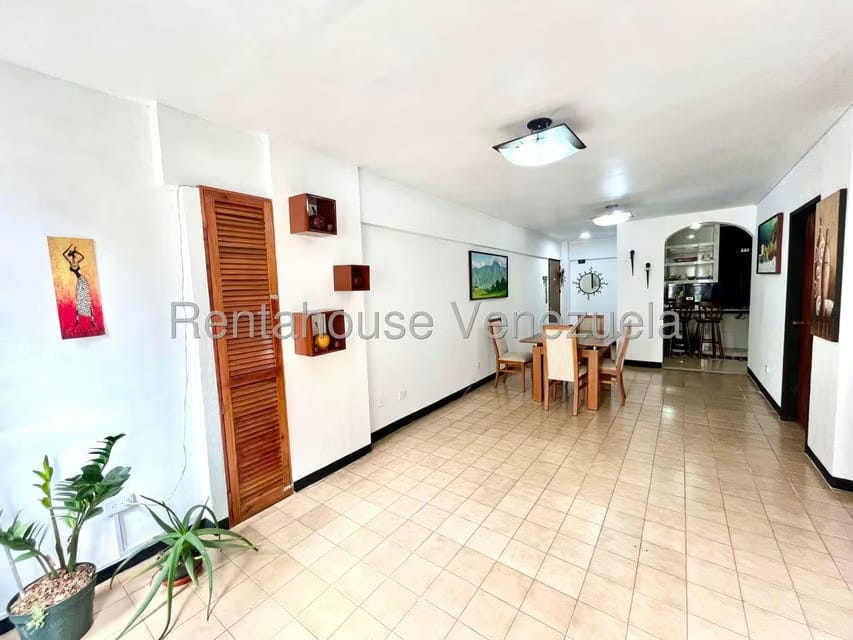 Apartamento (1 Nivel) en Alquiler en Sabana Grande, Distrito Metropolitano - 7
