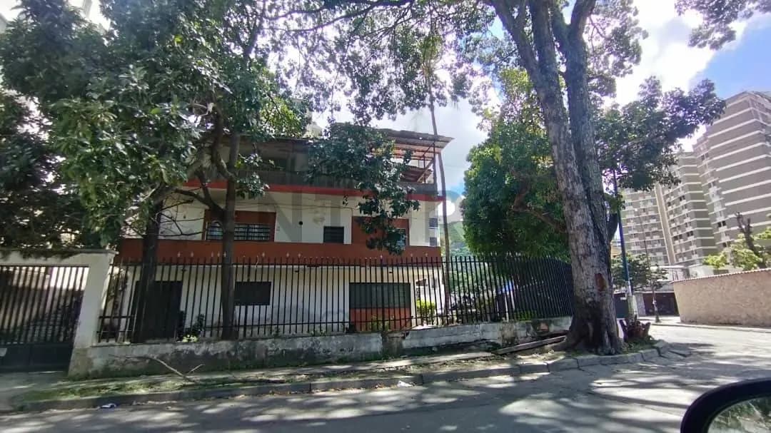 Oportunidad de Inversión. Qta con Potencial Comercial en El Paraiso. - 8