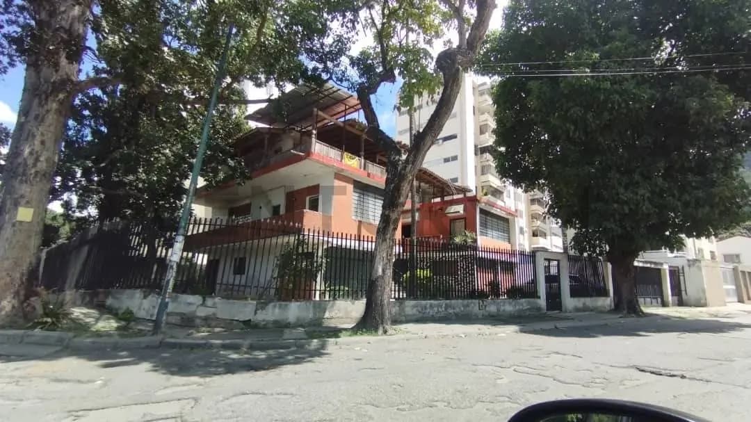 Oportunidad de Inversión. Qta con Potencial Comercial en El Paraiso. - 9