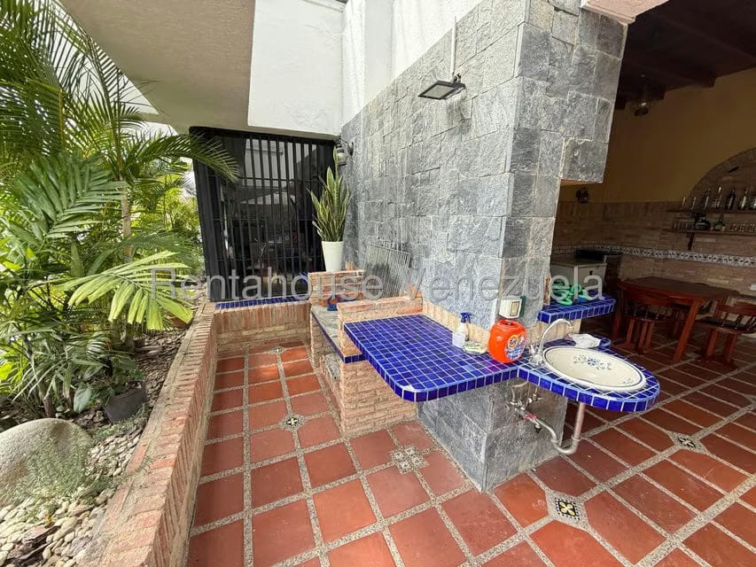 Apartamento (Penthouse) en Alquiler en Colinas de Valle Arriba, Distrito Metropolitano - 25