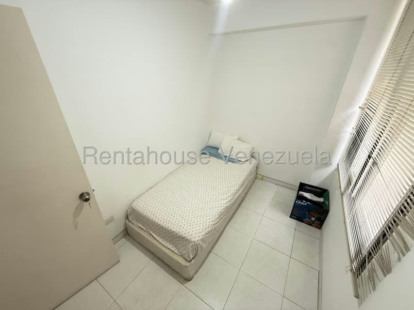 Apartamento (Penthouse) en Alquiler en Colinas de Valle Arriba, Distrito Metropolitano - 27