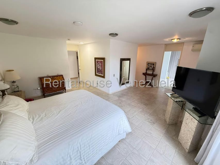 Apartamento (Penthouse) en Alquiler en Colinas de Valle Arriba, Distrito Metropolitano - 34
