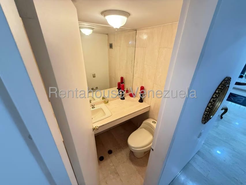 Apartamento (Penthouse) en Alquiler en Colinas de Valle Arriba, Distrito Metropolitano - 48