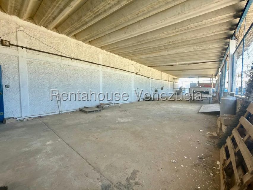 Comercial (Galpon - Deposito) en Venta en Nuevo Pueblo, Falcon - 23
