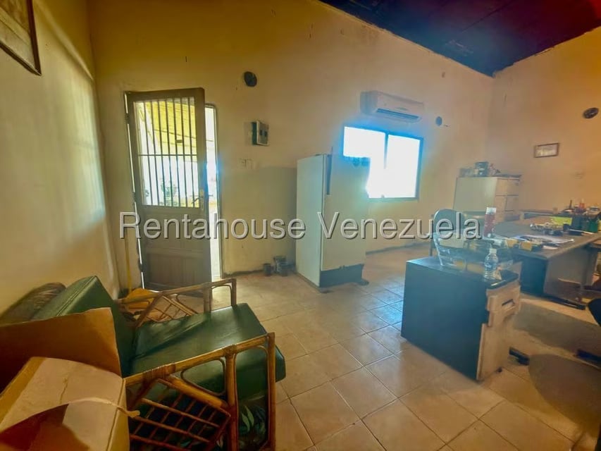Comercial (Galpon - Deposito) en Venta en Nuevo Pueblo, Falcon - 25