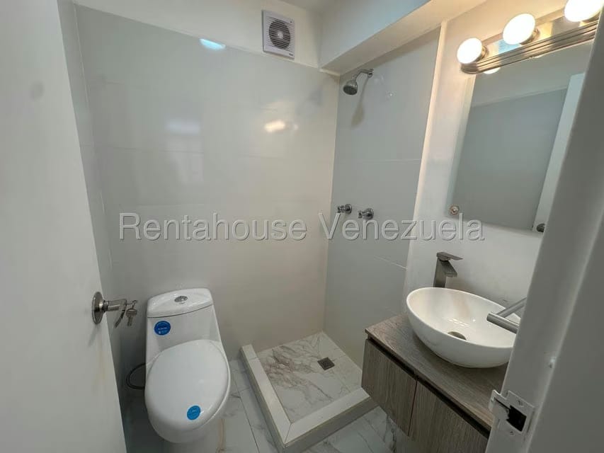 Apartamento (1 Nivel) en Alquiler en Las Mercedes, Distrito Metropolitano - 15