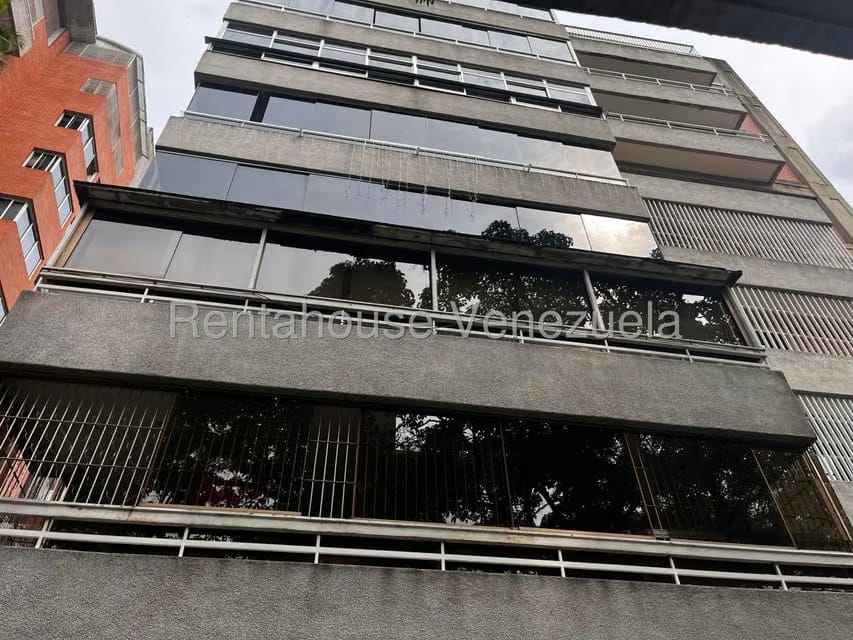 Apartamento (1 Nivel) en Alquiler en La Florida, Distrito Metropolitano