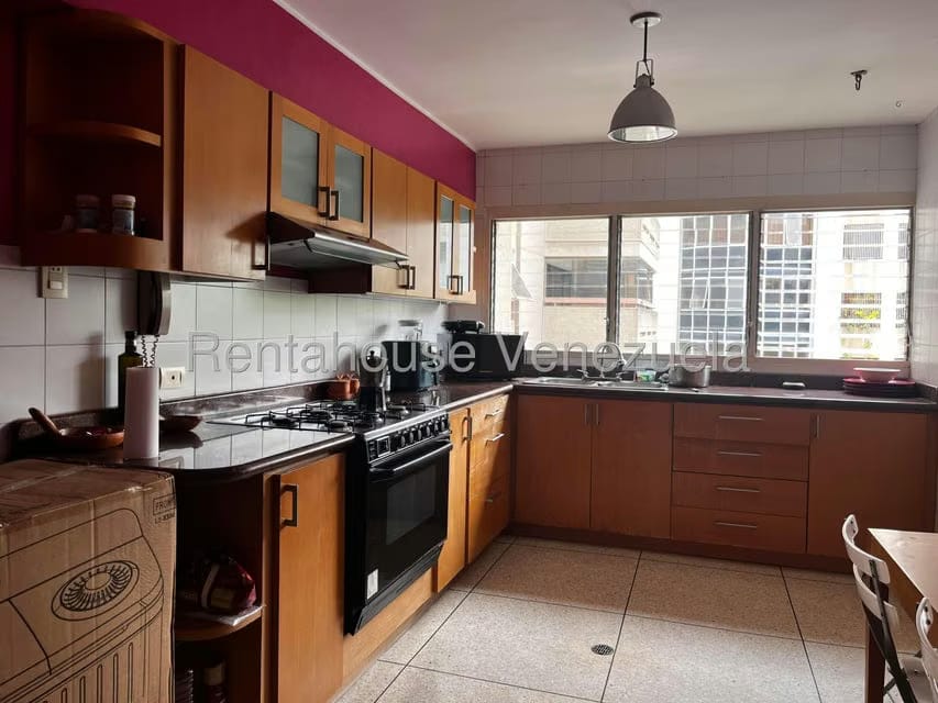 Apartamento (1 Nivel) en Alquiler en La Florida, Distrito Metropolitano - 20