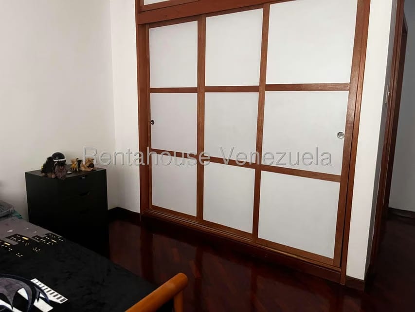 Apartamento (1 Nivel) en Alquiler en La Florida, Distrito Metropolitano - 44