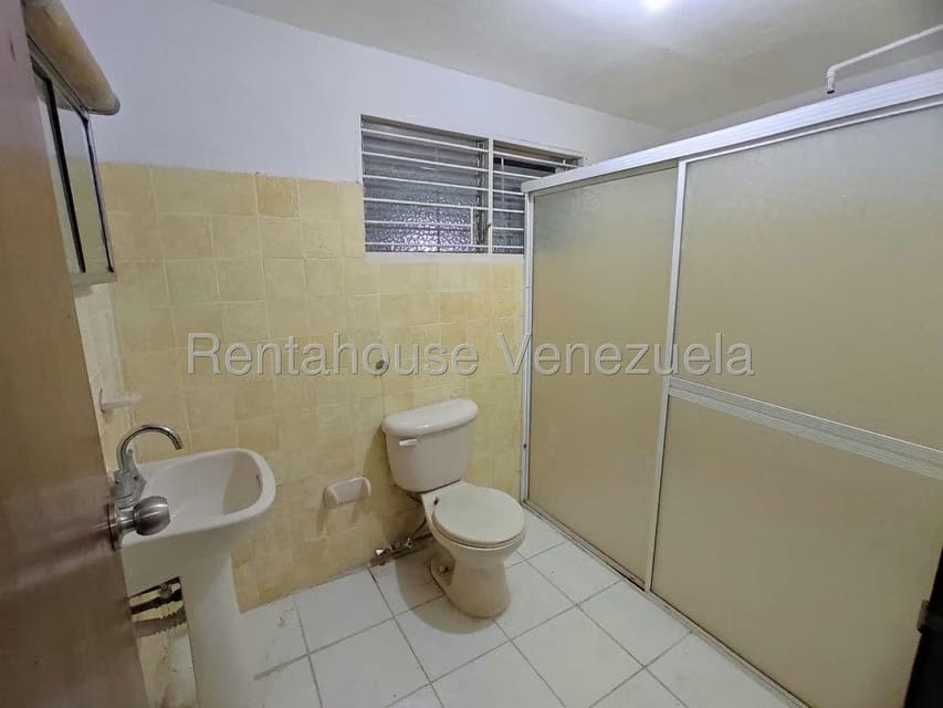 Comercial (Local Comercial) en Alquiler en Centro, Lara - 13