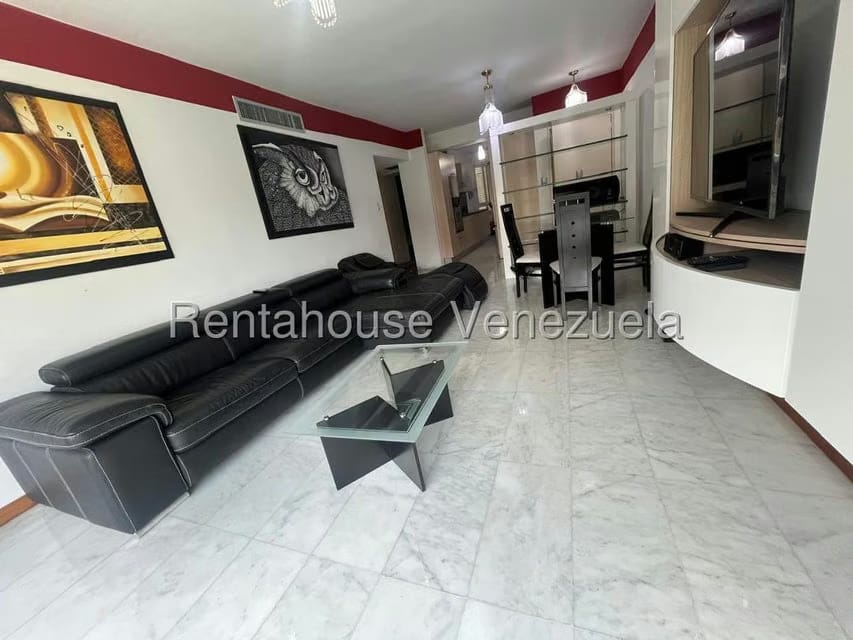 Apartamento (1 Nivel) en Alquiler en El Rosal, Distrito Metropolitano - 13