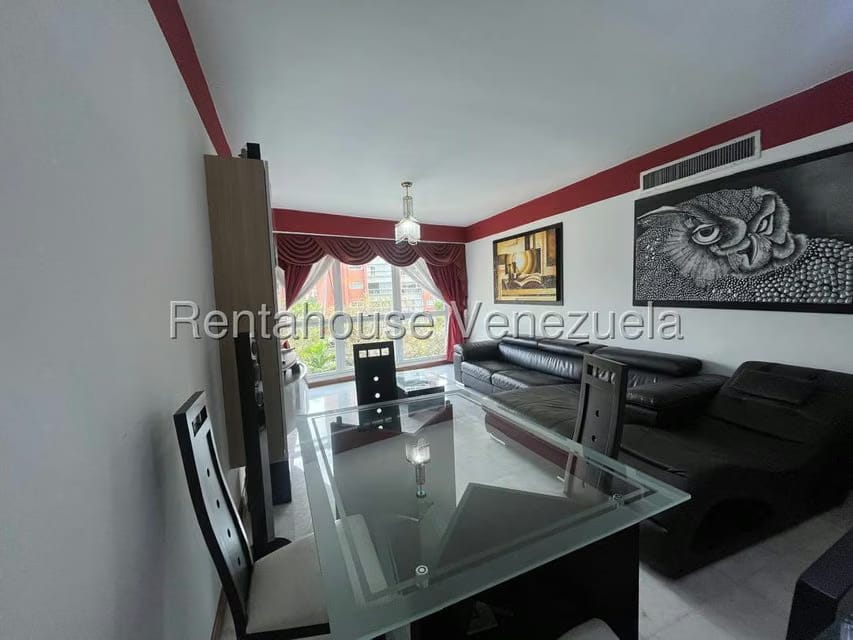 Apartamento (1 Nivel) en Alquiler en El Rosal, Distrito Metropolitano - 15