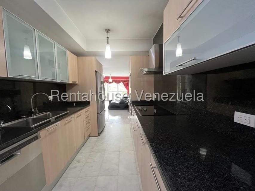 Apartamento (1 Nivel) en Alquiler en El Rosal, Distrito Metropolitano - 21