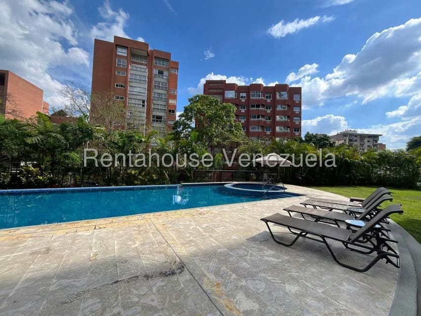 Apartamento (1 Nivel) en Alquiler en El Rosal, Distrito Metropolitano - 6