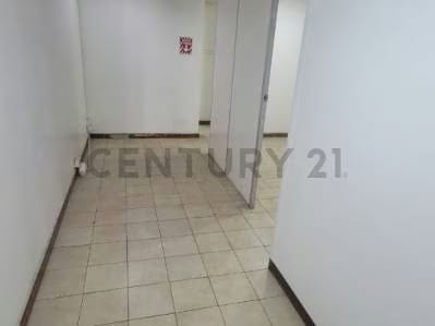 Venta de Oficina para usos múltiples - 3