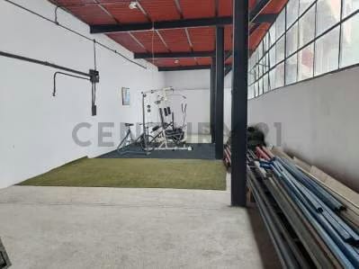 GALPÓN RECIÉN CONSTRUIDO CON VIVIENDA - 5