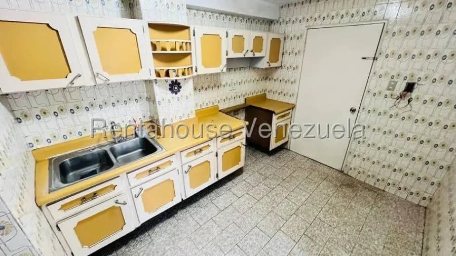 Apartamento en Venta en Las Delicias Maracay