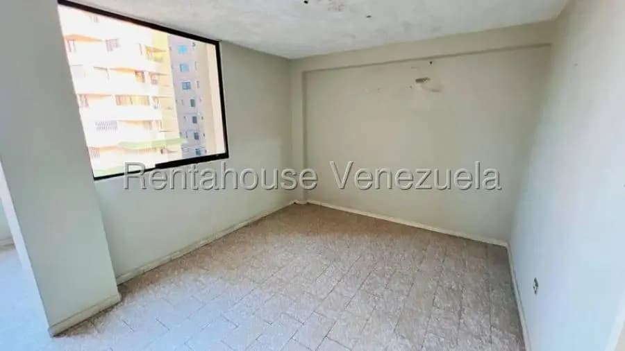 Apartamento en Venta en Las Delicias Maracay - 6