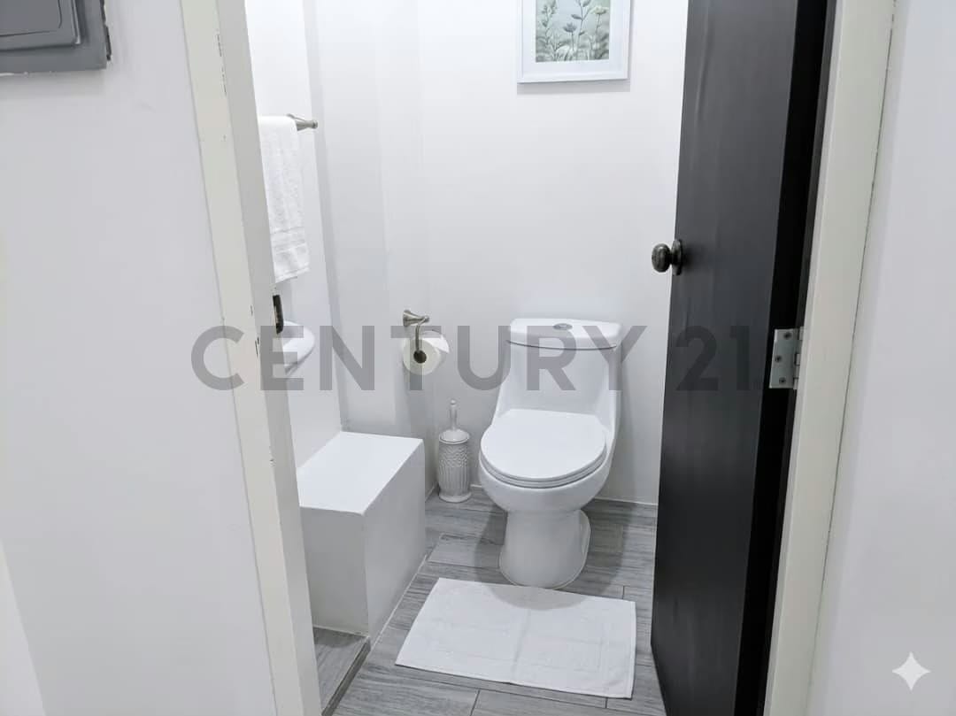 CS - VENTA DE LOCAL COMERCIAL. CENTRO COMERCIAL LA PIRÁMIDES - 8
