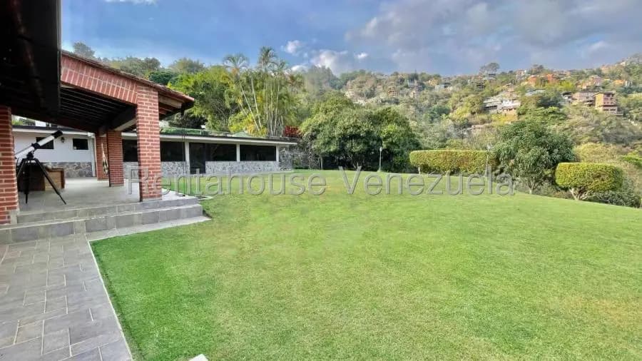 Casa en Venta en El Hatillo Caracas - 2