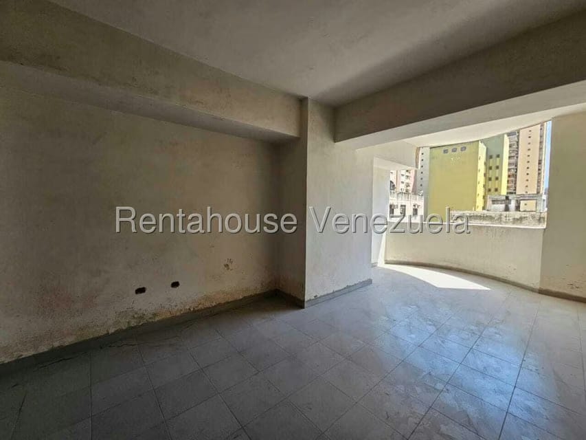 Apartamento (1 Nivel) en Venta en Zona Centro, Aragua - 13