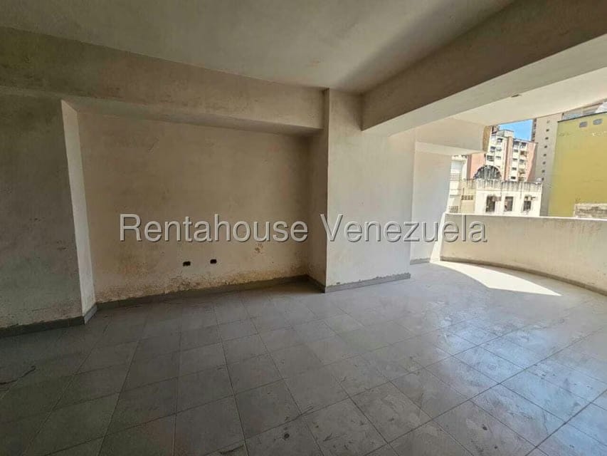 Apartamento (1 Nivel) en Venta en Zona Centro, Aragua - 15