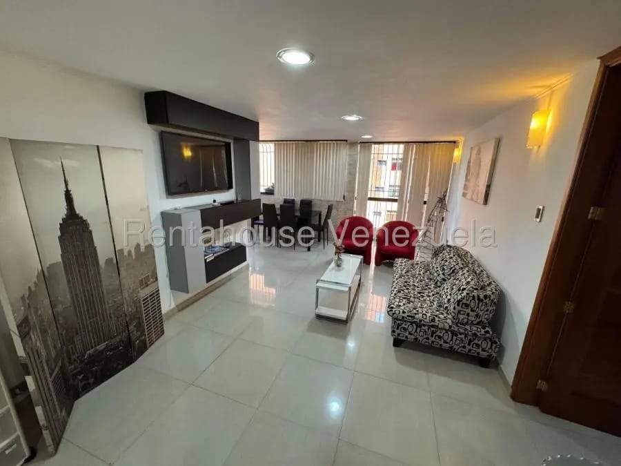 Apartamento en Alquiler en Los Palos Grandes Caracas - 16