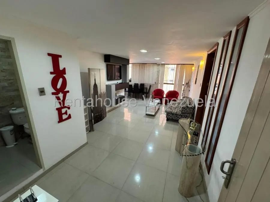 Apartamento en Alquiler en Los Palos Grandes Caracas - 19