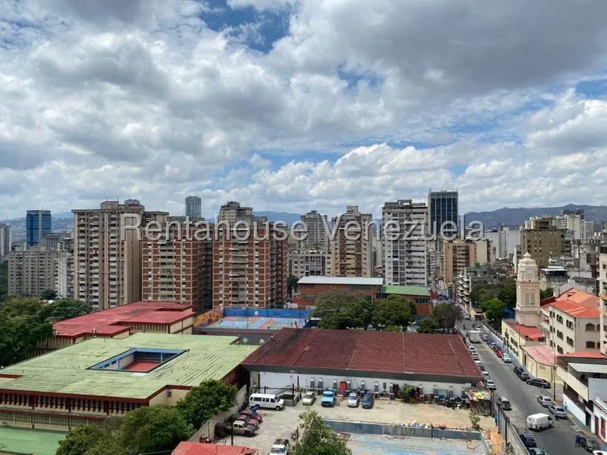 Apartamento (1 Nivel) en Alquiler en Parroquia San Jose, Distrito Metropolitano - 15