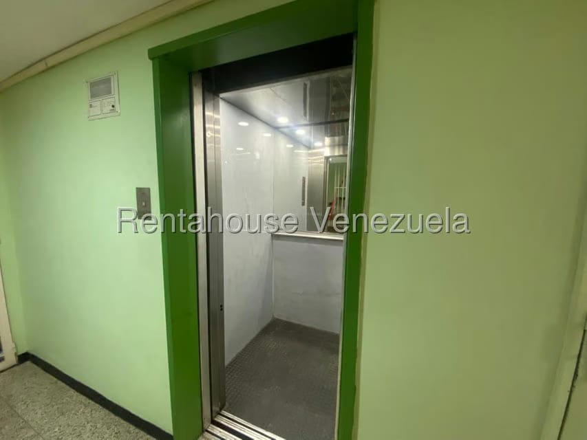Apartamento (1 Nivel) en Alquiler en Parroquia San Jose, Distrito Metropolitano - 6