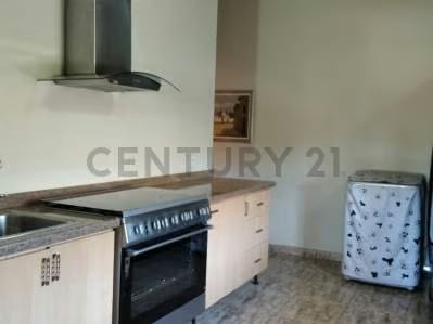 Amplia Casa En Los Robles - 5