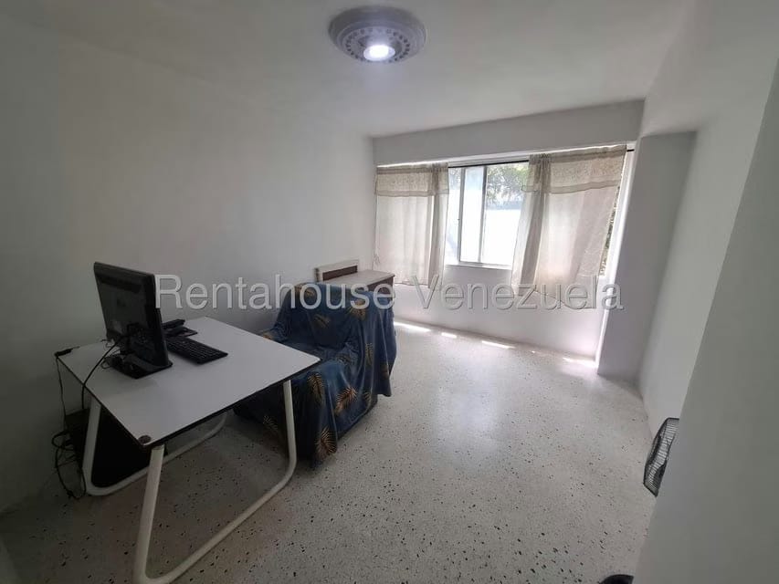 Apartamento (1 Nivel) en Venta en El Paraiso, Distrito Metropolitano - 20