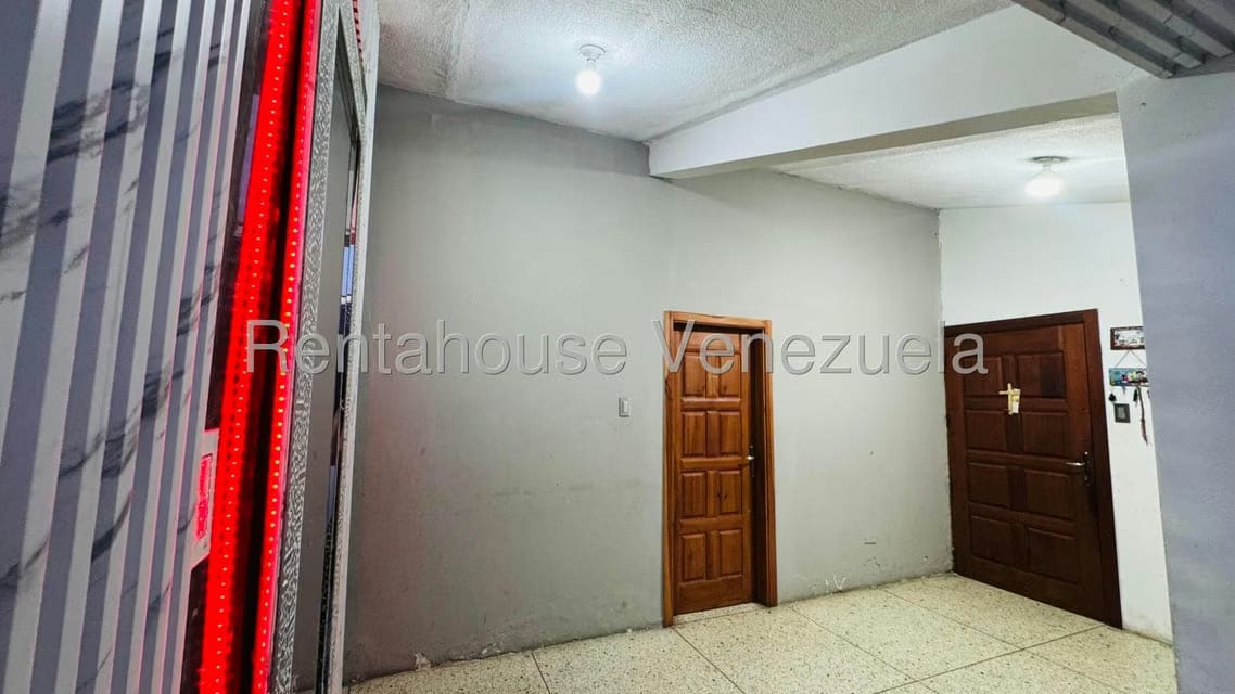 Casa (Multipes Niveles) en Venta en San Joaquin de Turmero, Aragua - 7