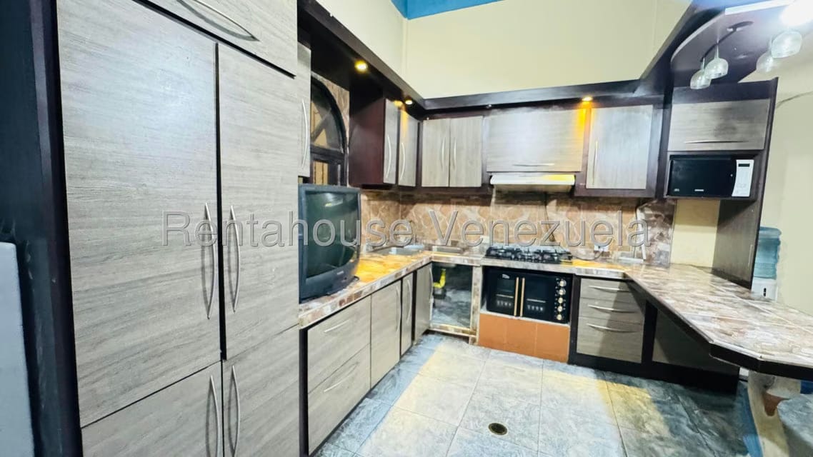 Casa (Multipes Niveles) en Venta en San Joaquin de Turmero, Aragua - 9