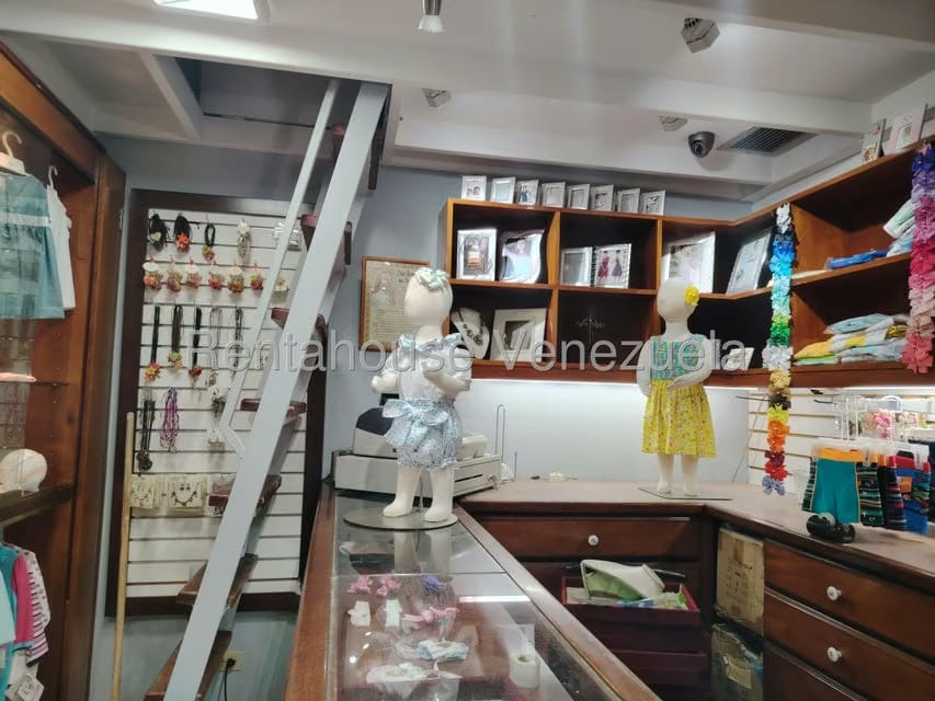 Negocios y Empresas (Comercio) en Venta en Prados del Este, Distrito Metropolitano - 7